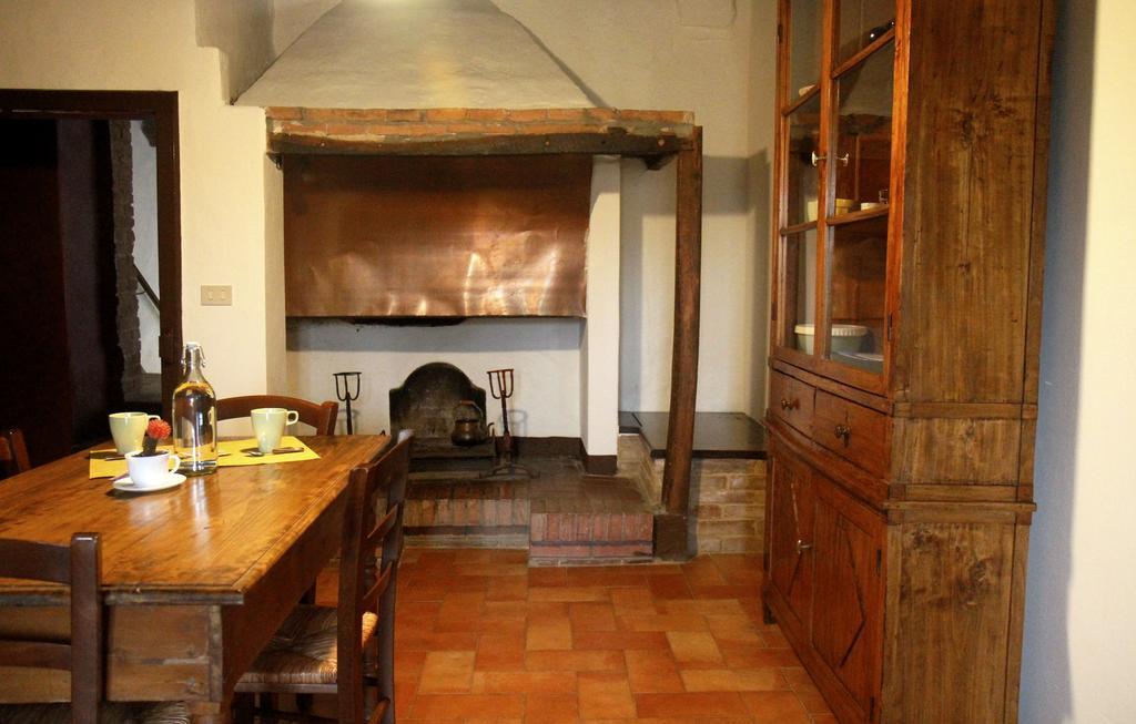 Agriturismo Castello Saltemnano Buonconvento Exteriör bild