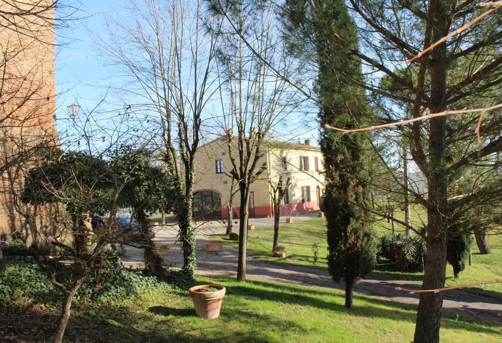 Agriturismo Castello Saltemnano Buonconvento Exteriör bild
